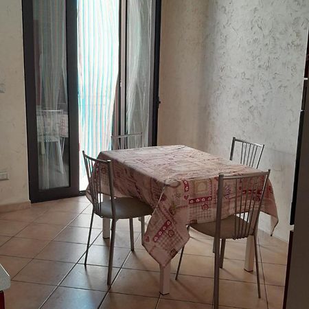 Anna'S Apartment - Μιλάτσο Εξωτερικό φωτογραφία