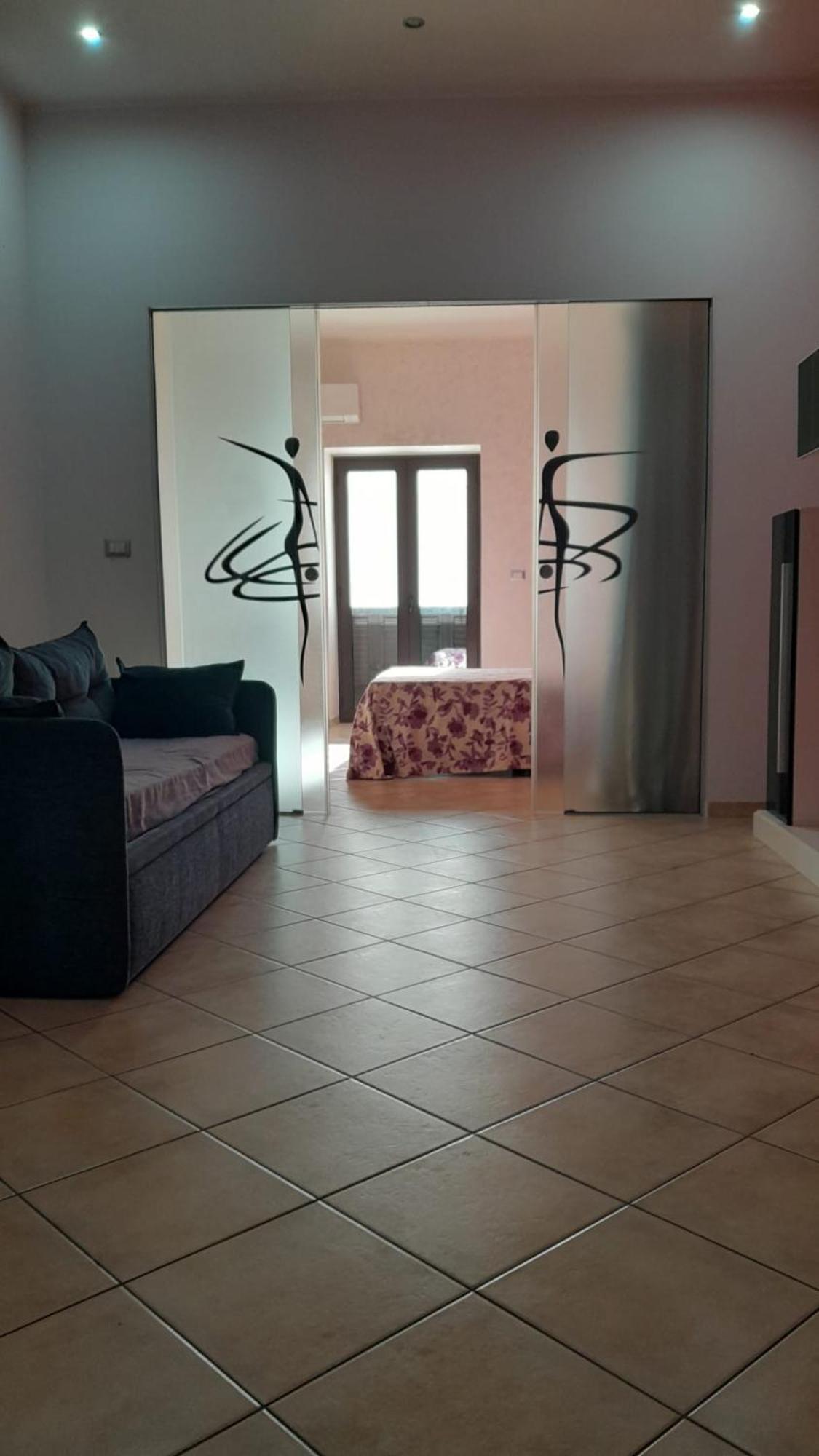 Anna'S Apartment - Μιλάτσο Εξωτερικό φωτογραφία